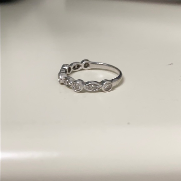 Diamond Band - Picture 3 of 5